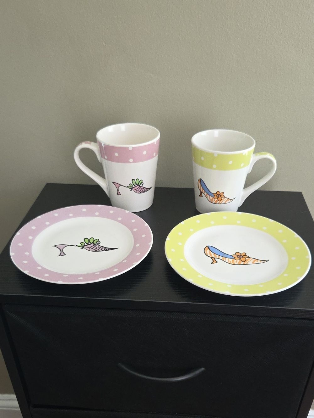 Vtg. WCL Set of 2 Polka Dot Victorian High Heel Shoe Mugs & Plates